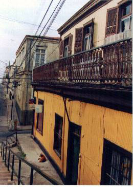 casa.jpg (43221 bytes)
